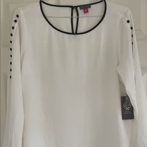 NWT Vince Camuto Blouse